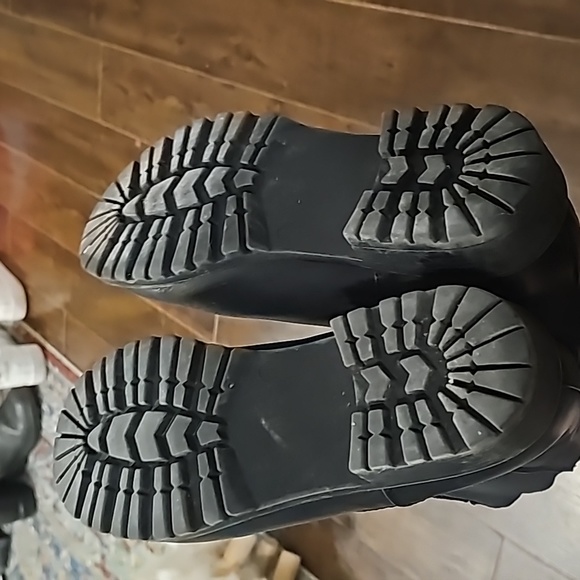 Short boot - Picture 2 of 3